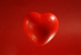 cuore rosso in sfondo rosso